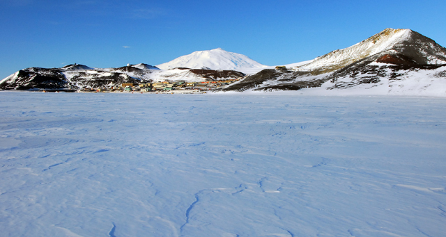 Sea ice in front of Ross Island and McMurdo Station.