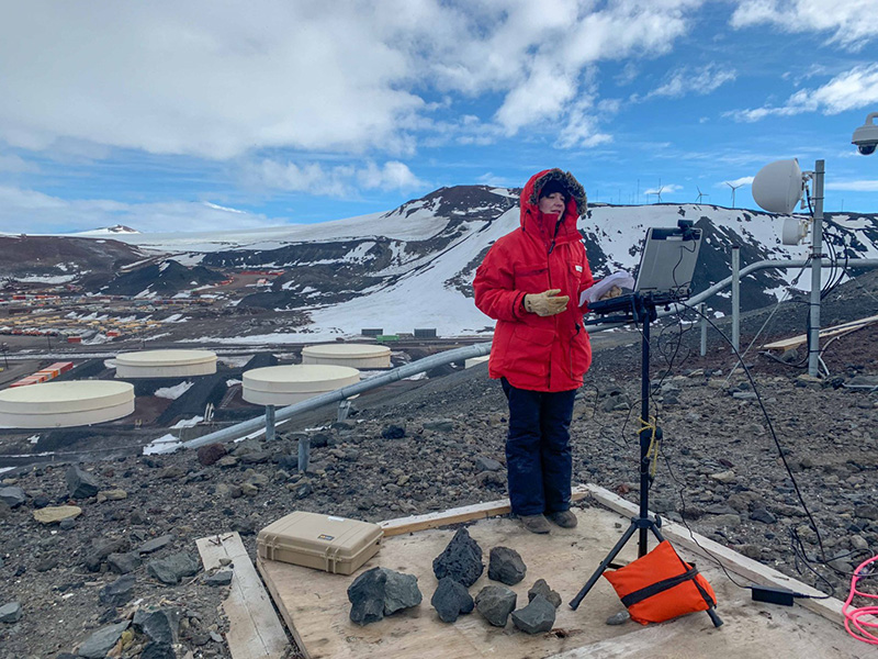 While at McMurdo Station, Waldman kept her fans around the world up to date on her project through a live telecast from Observation Hill.