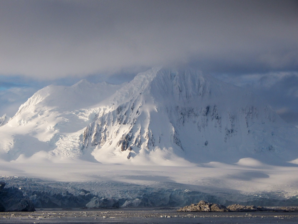 Glaciated mountains along the Antarctic Peninsula