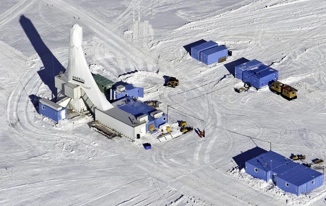 Aerial of the ANDRILL drill rig camp.