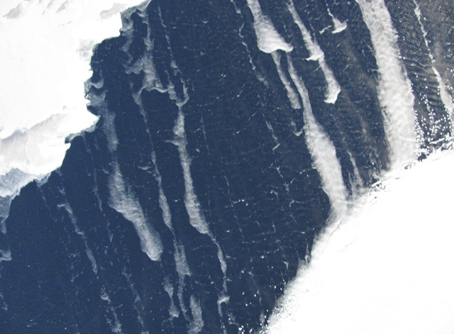 An image of the Terra Nova Bay polynya.