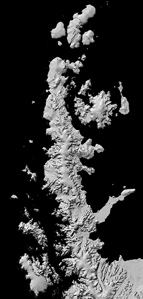The flow of glaciers along the Antarctic Peninsula is plainly visible