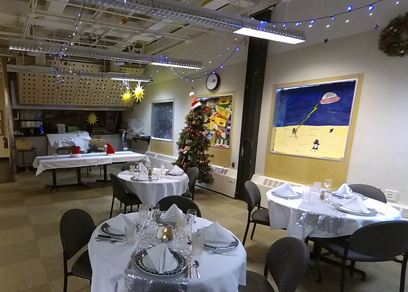 Station residents festively decorated the station’s cafeteria for the big holiday meal